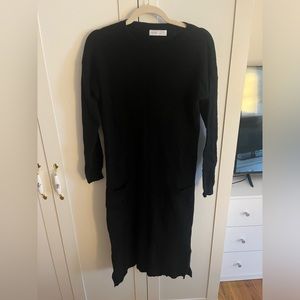 100% cashmere black midi dress